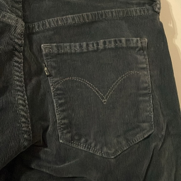 Levi's Women's Demi Curve Classic Rise Slim Leg Jeans Size 28 - Picture 7 of 9